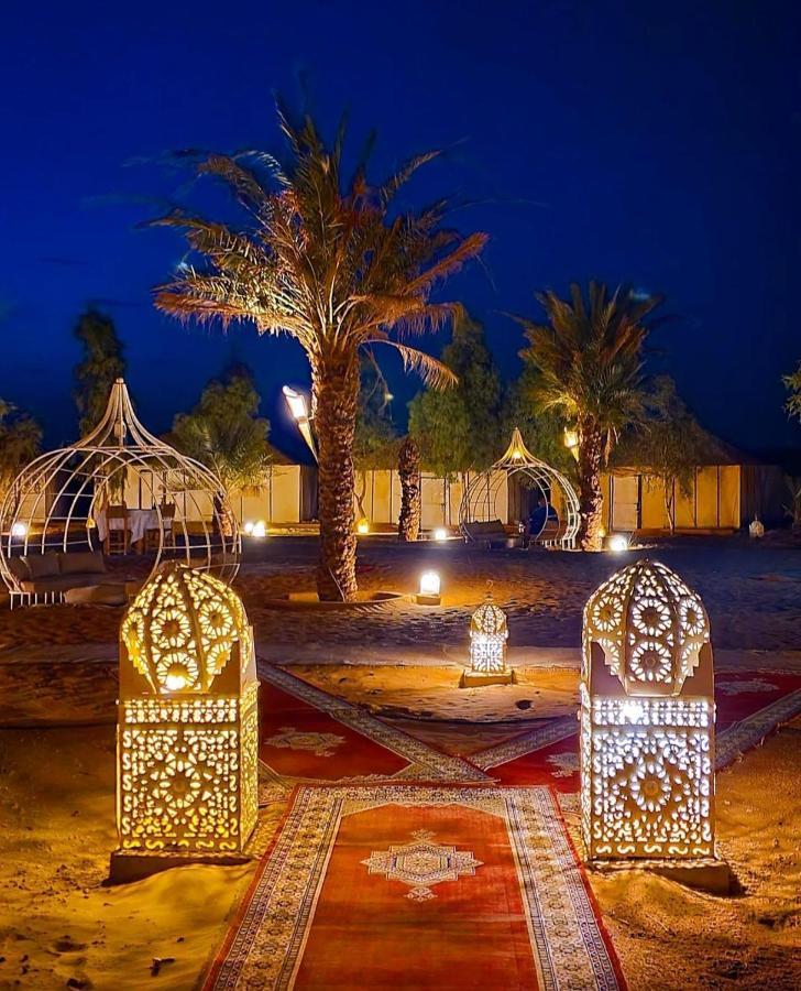 ホテル Merzouga Luxury Tented Camp エクステリア 写真