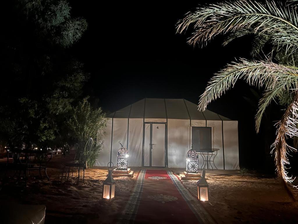 ホテル Merzouga Luxury Tented Camp エクステリア 写真