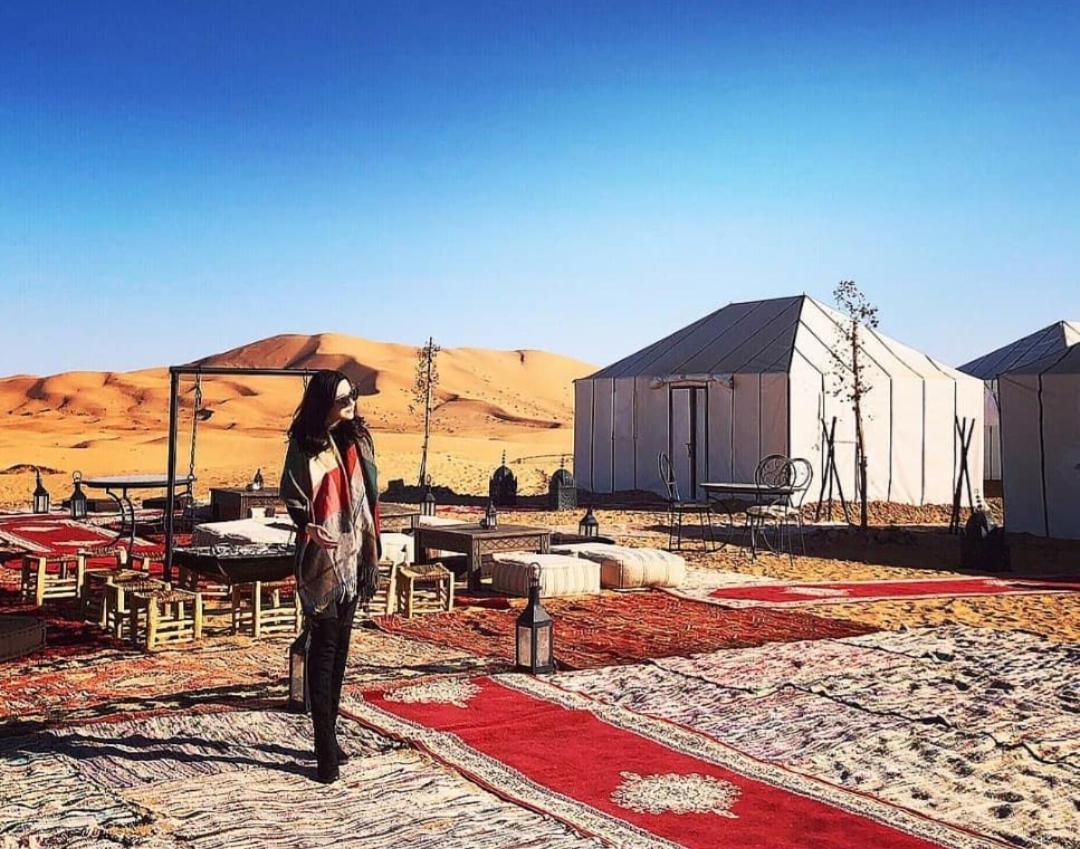 ホテル Merzouga Luxury Tented Camp エクステリア 写真