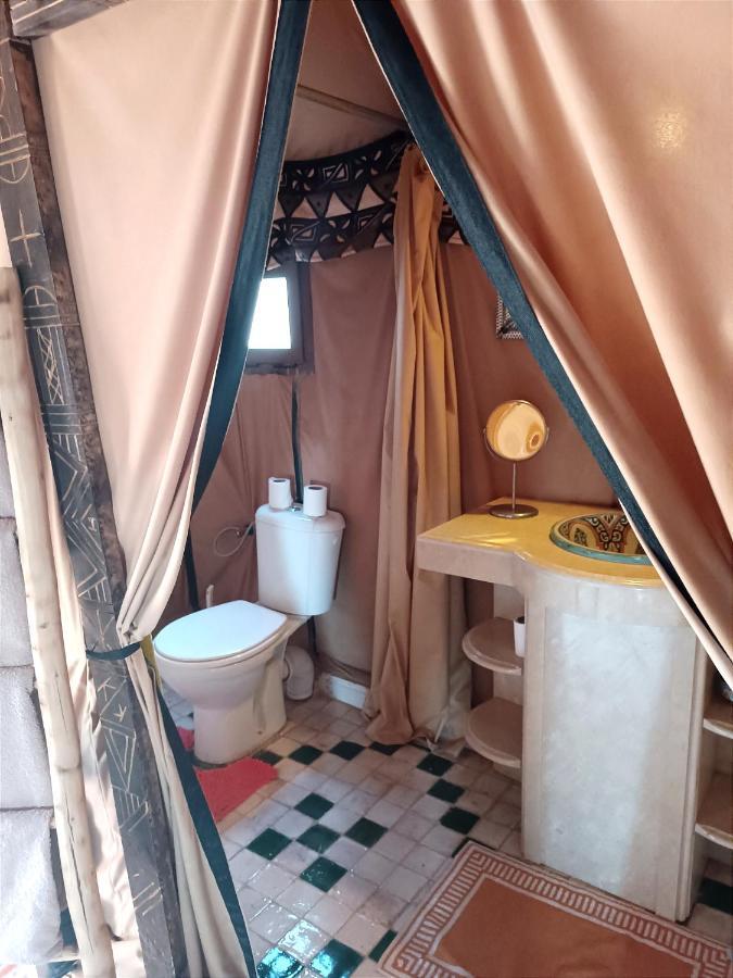 ホテル Merzouga Luxury Tented Camp エクステリア 写真