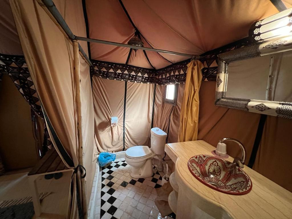 ホテル Merzouga Luxury Tented Camp エクステリア 写真